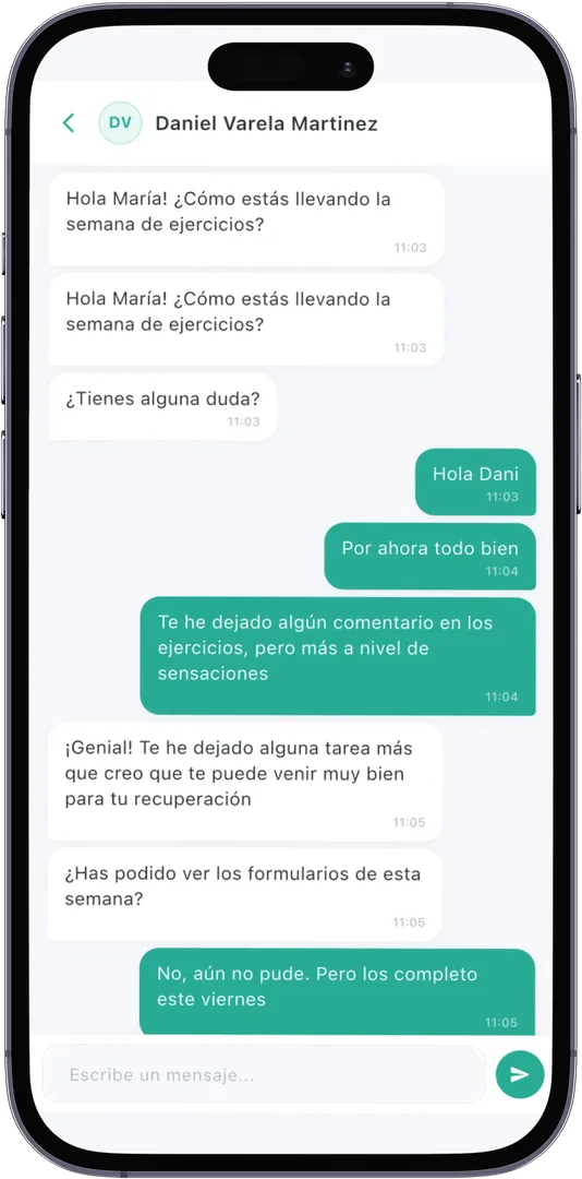 Chat entre el fisioterapeuta y su paciente dentro de la app de Salunox